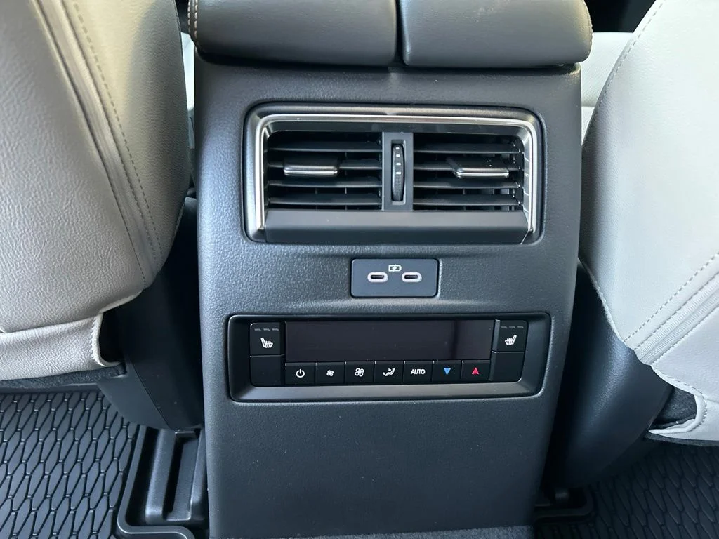 New 2026 Black Mazda 3.3 Turbo Preferred image 26