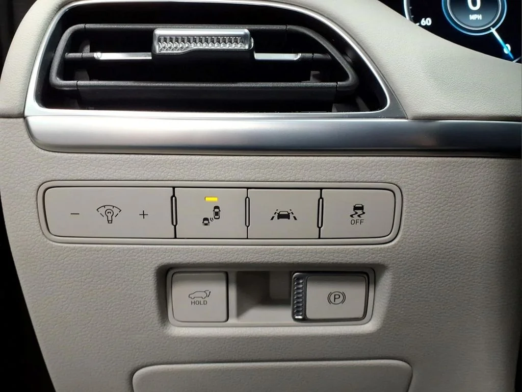 Certified Used 2022 Moonlight Hyundai Calligraphy image 17