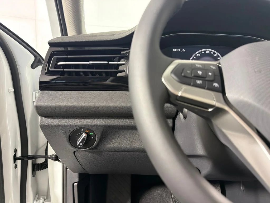 New 2027 White Volkswagen 1.5T S image 13