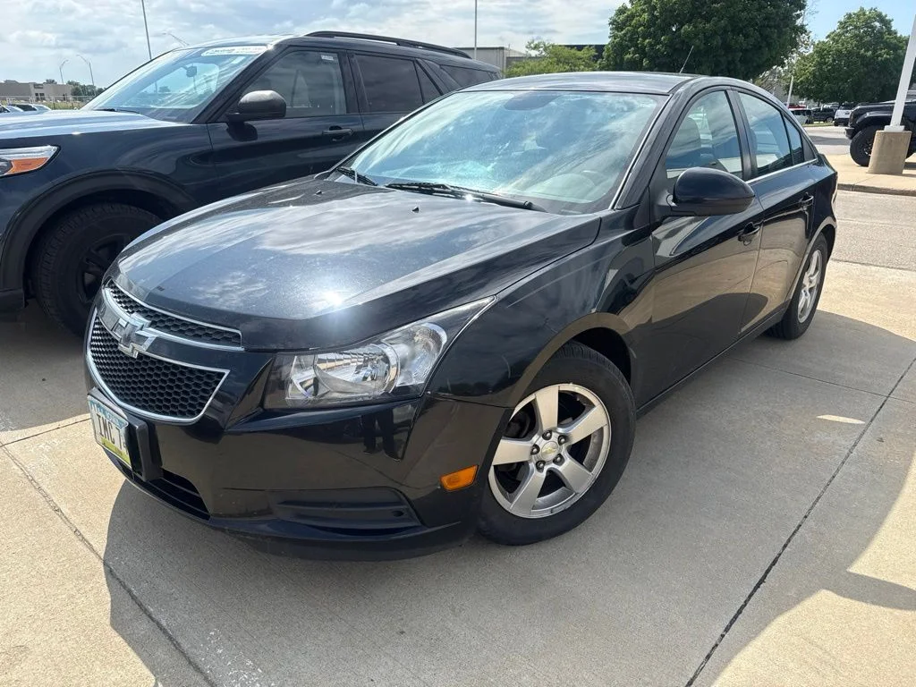 Used 2014 Black Chevrolet 1LT image 2