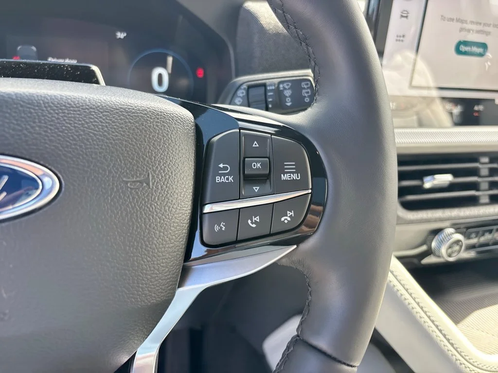 New 2027 Avalanche Gray Ford Platinum™ image 30