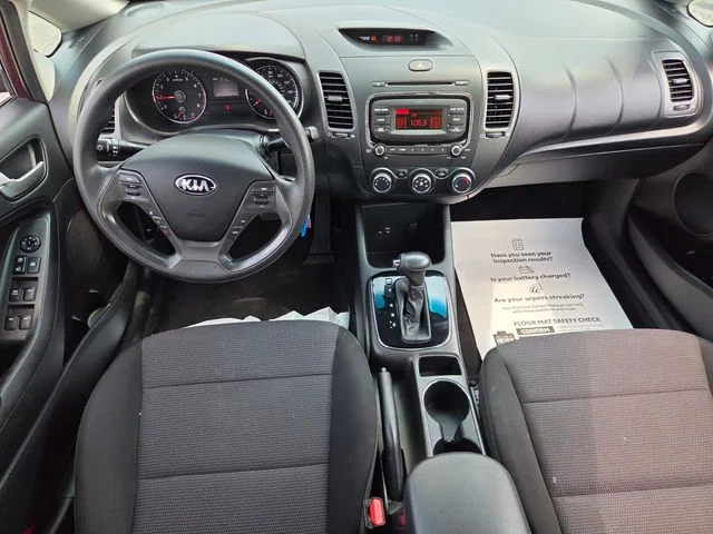 Used 2017 Red Kia LX image 9