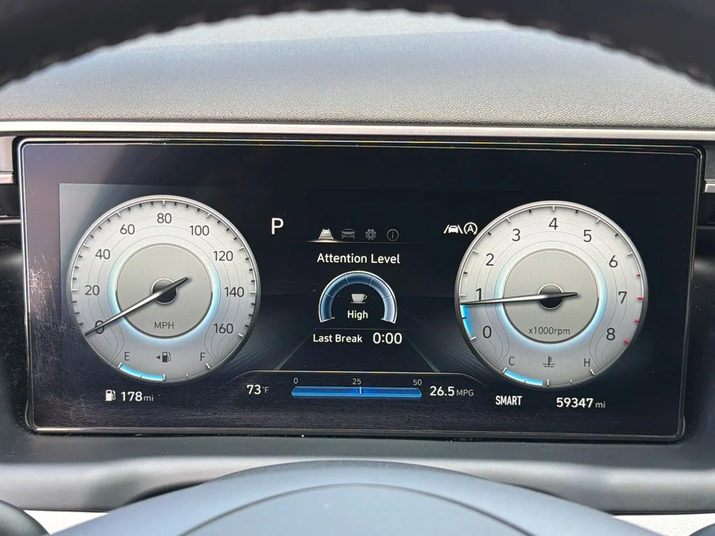 Used 2022 Gray Hyundai SEL image 27