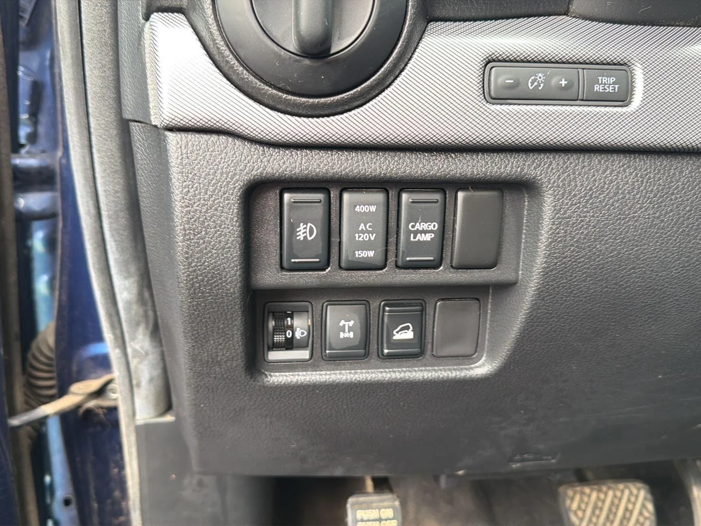 Used 2017 Deep Blue Pearl Nissan PRO-4X image 20
