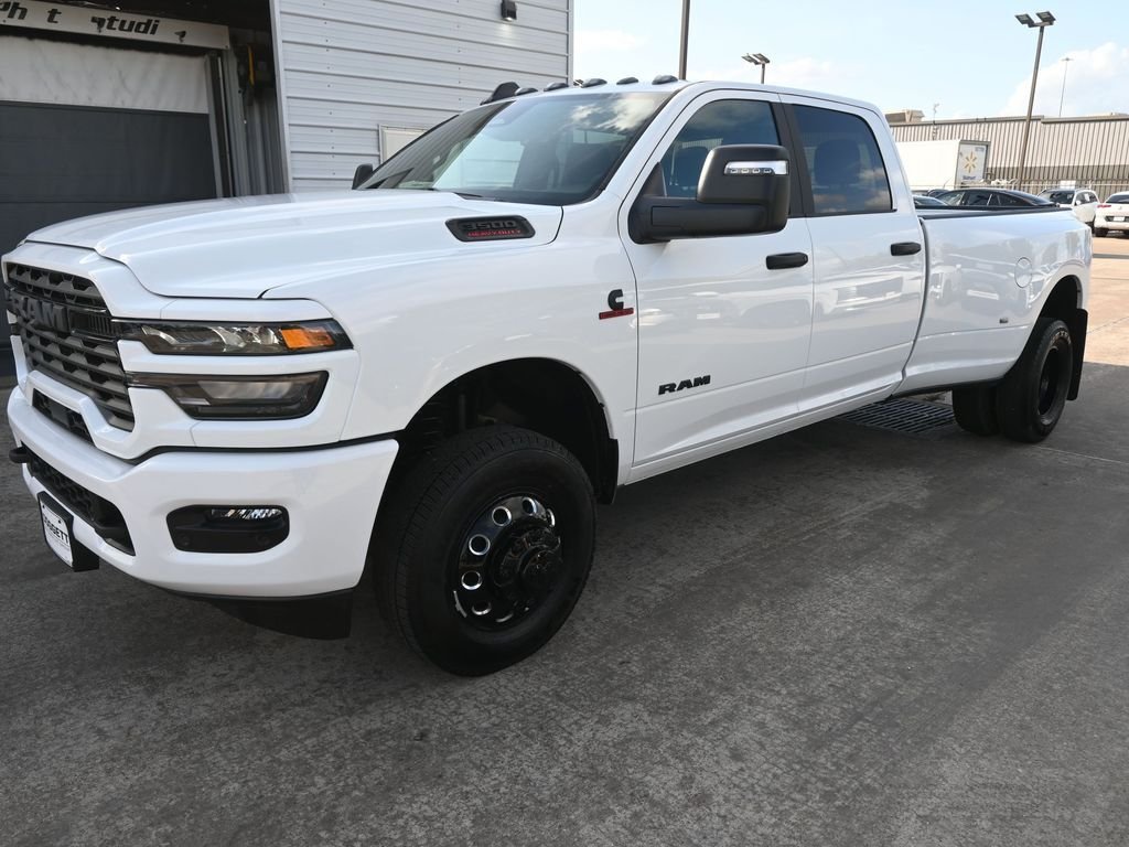 New 2026 Bright White Clear-Coat Exterior Paint RAM Big Horn image 13