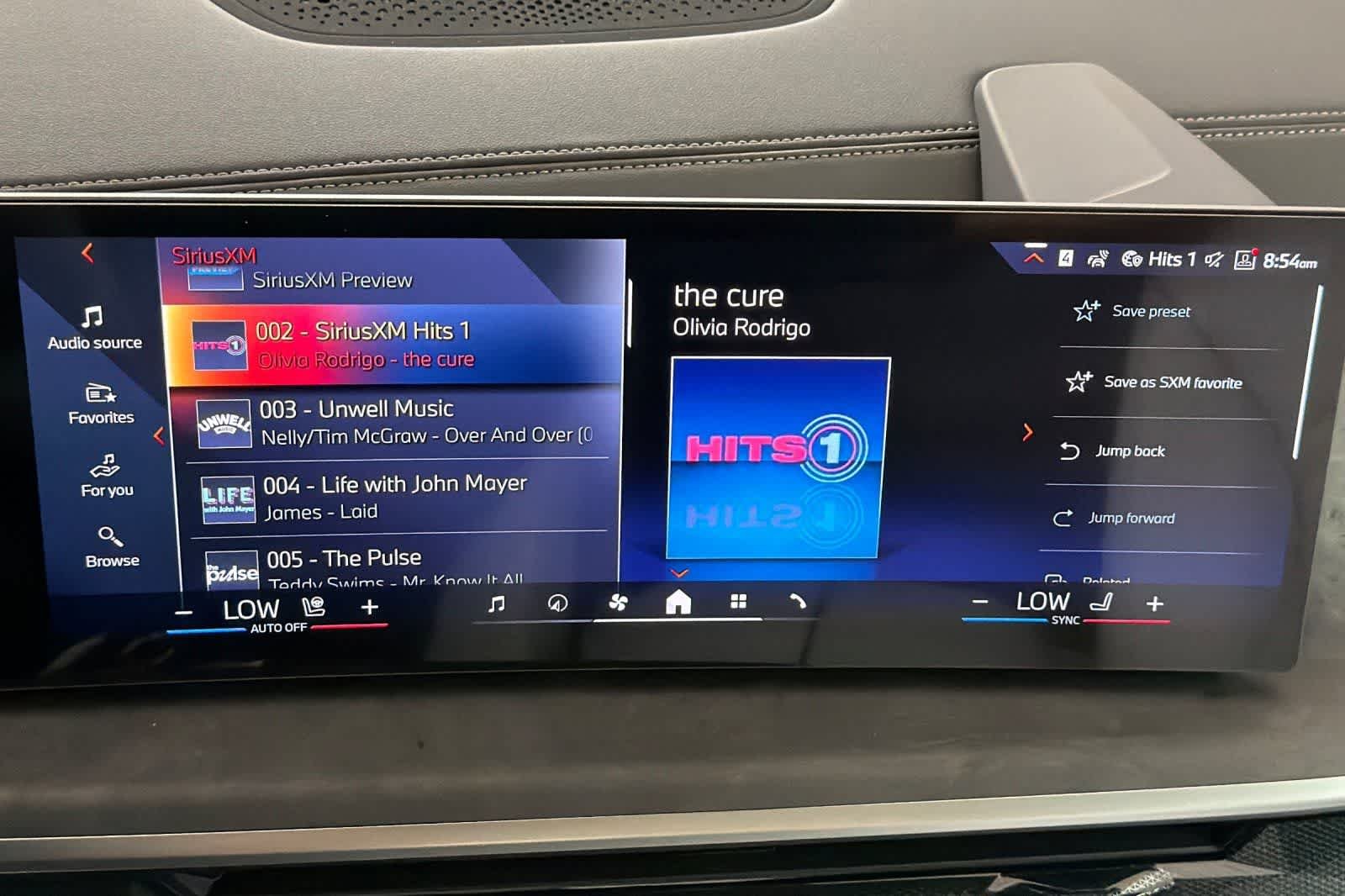 New 2026 Alpine White BMW xDrive40i image 18