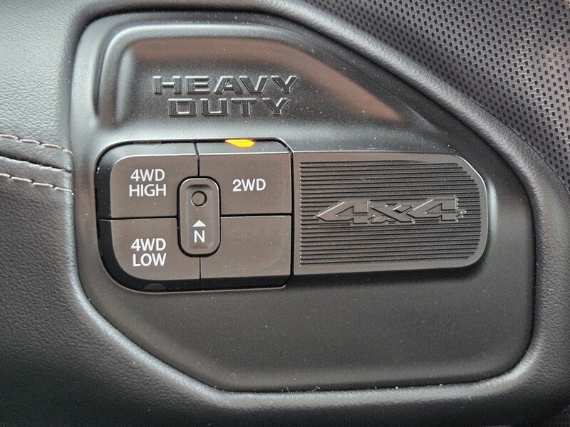 Used 2022 Silver Ram Limited image 32