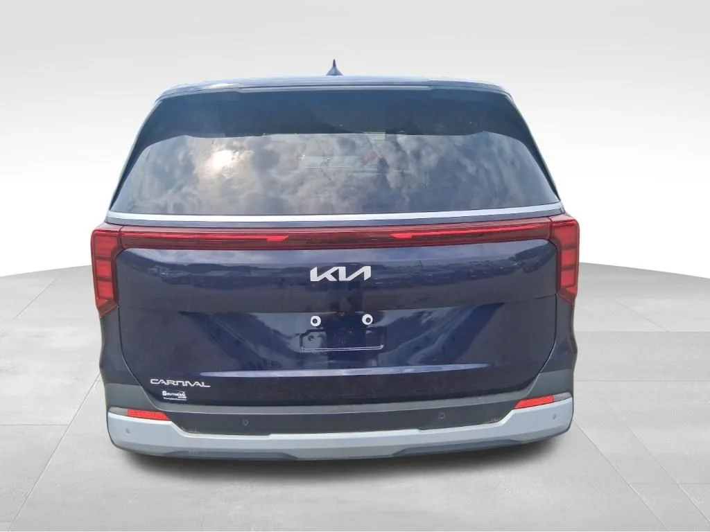 Used 2026 Blue Kia LXS image 7