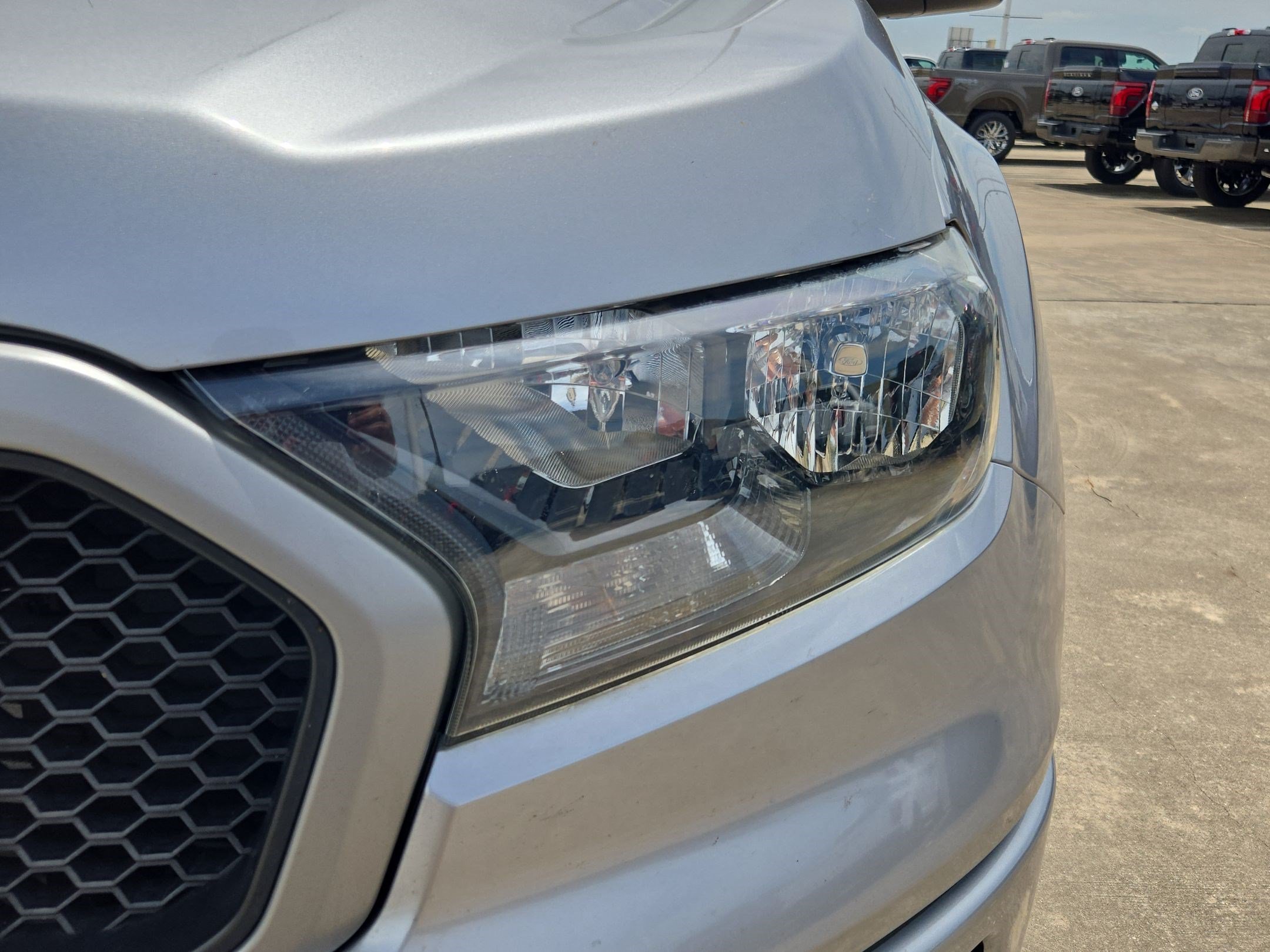 Used 2020 Blue Ford XLT image 9