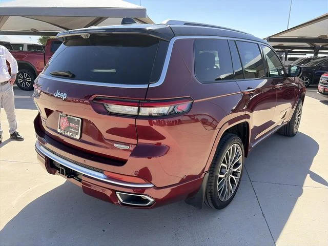 Used 2023 Red Jeep Summit image 9