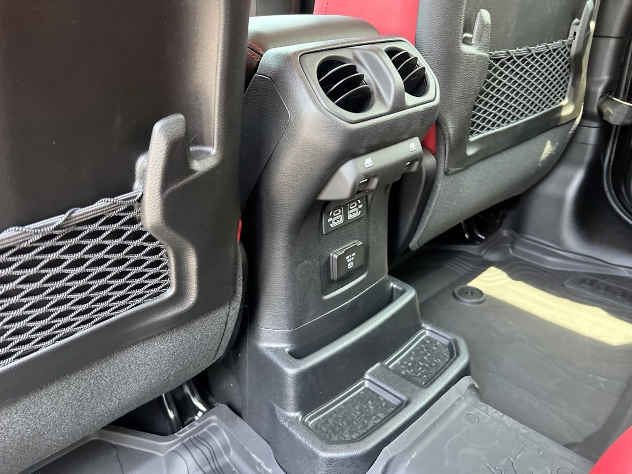 Used 2024 Black Jeep Rubicon 392 image 18