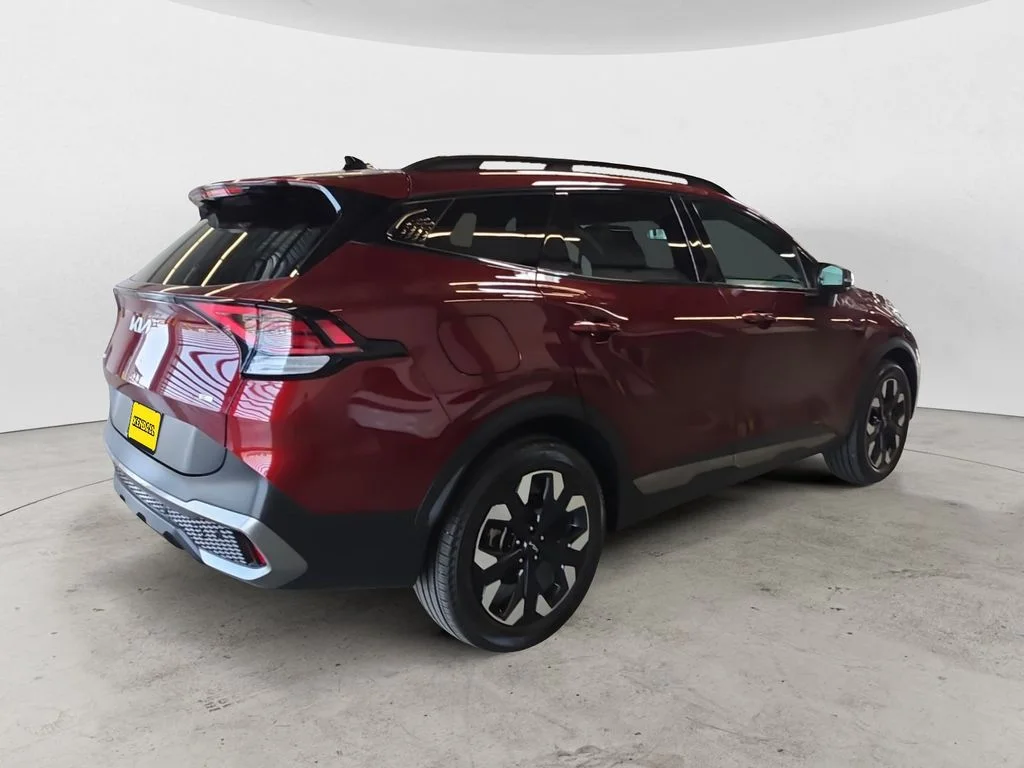 Used 2023 Red Kia X-Line Prestige image 5
