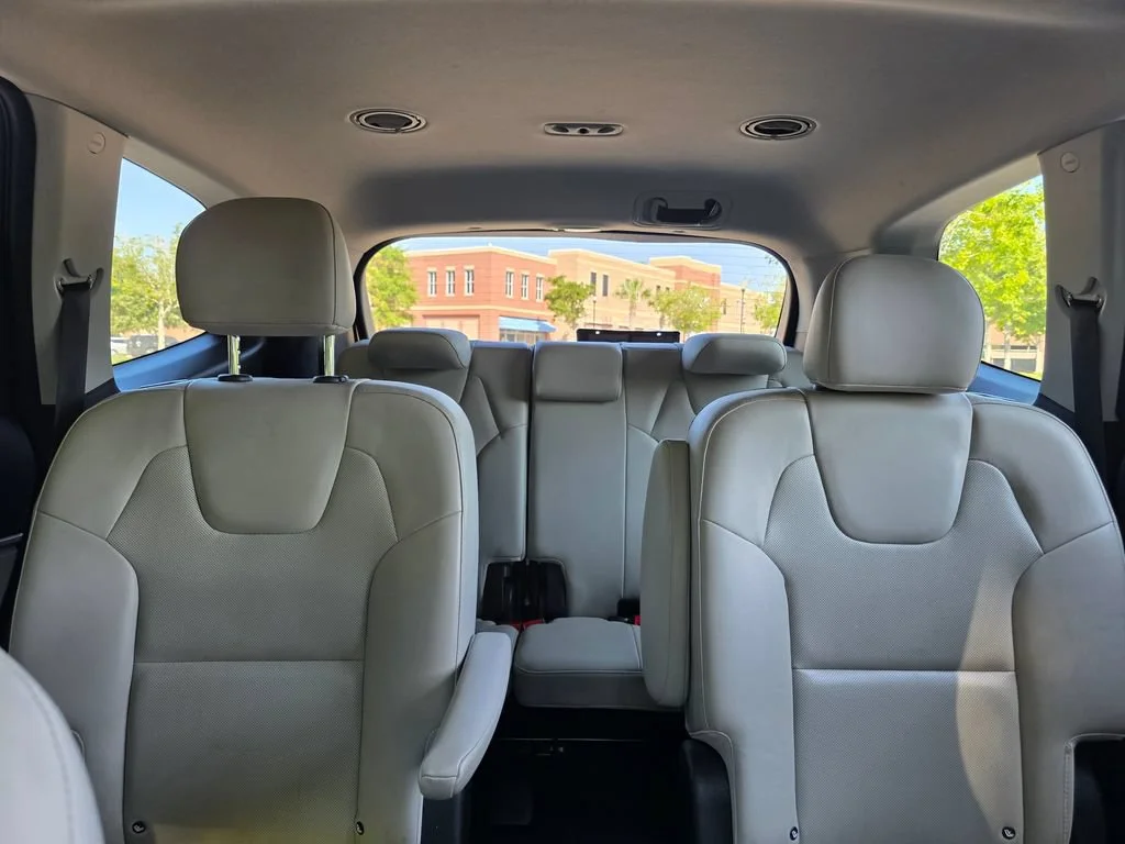 Used 2020 Green Kia S image 26