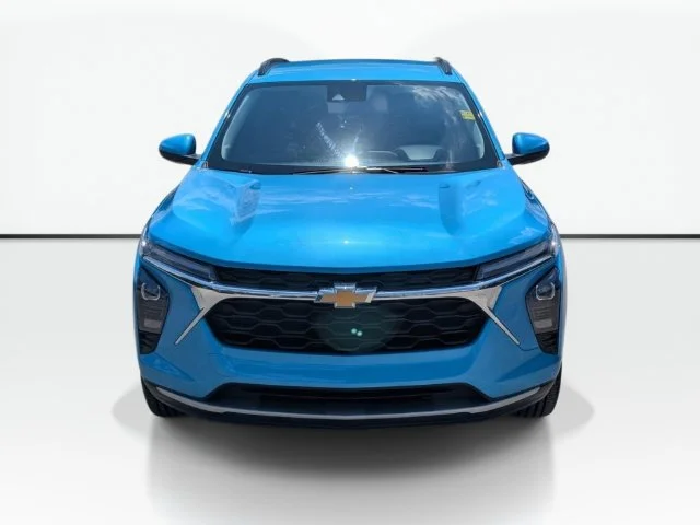 Used 2025 Blue Chevrolet LT image 2
