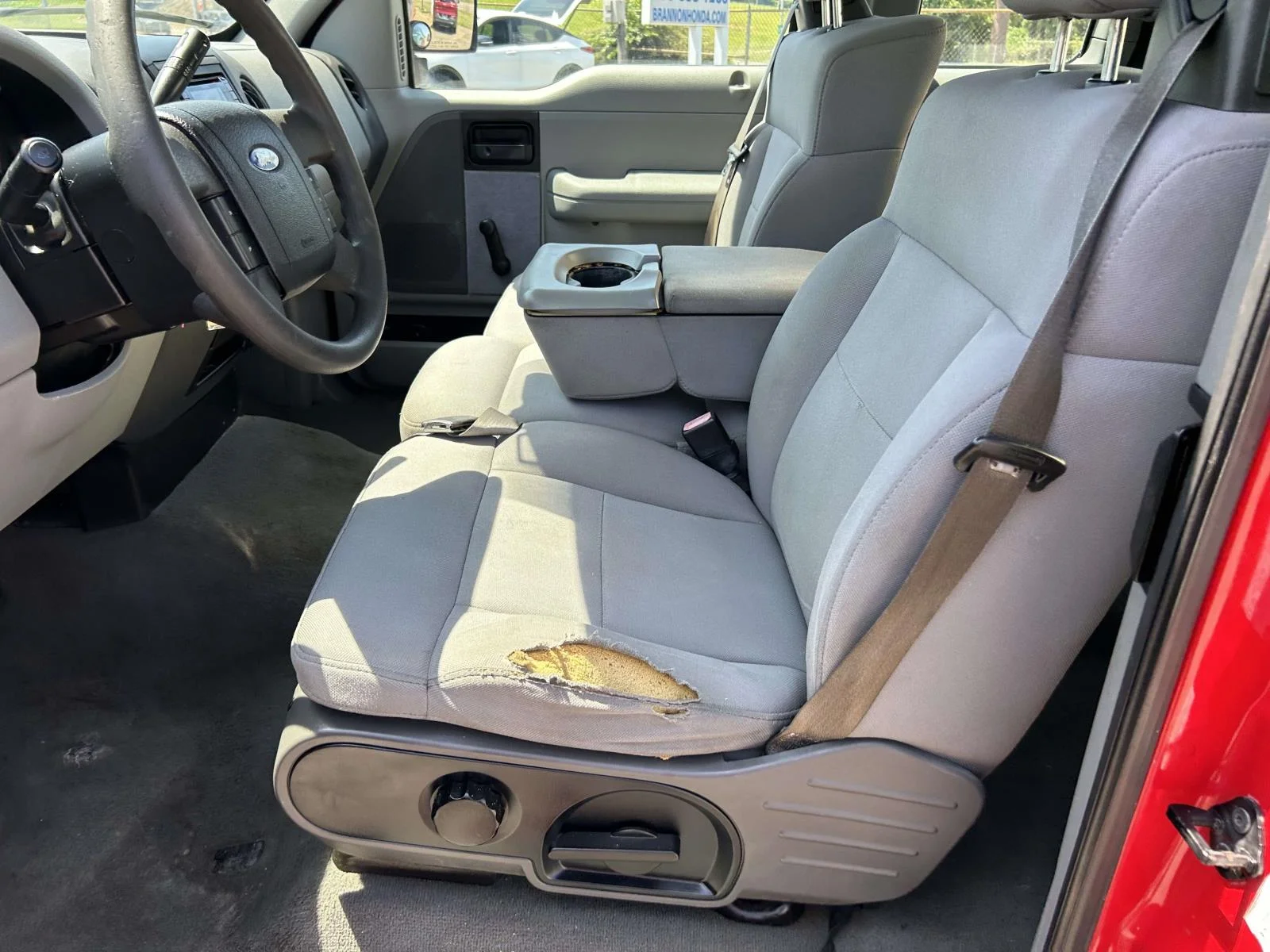 Used 2005 Red Ford Supercab 133 STX image 12