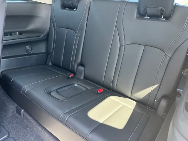 Certified Used 2026 White INFINITI LUXE image 13