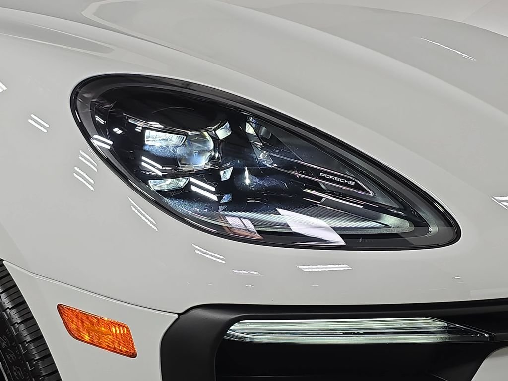 Certified Used 2026 White Porsche  image 12