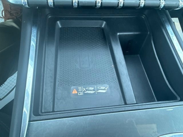 2025 GMC Acadia Elevation - Photo 17