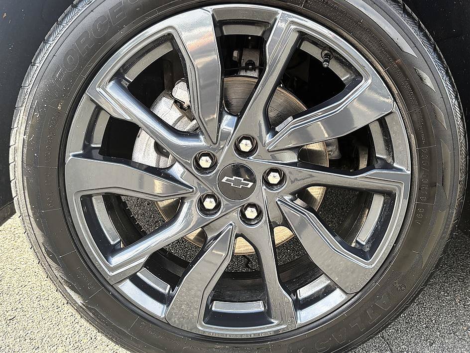 Used 2024 Sterling Gray Metallic Chevrolet RS image 8