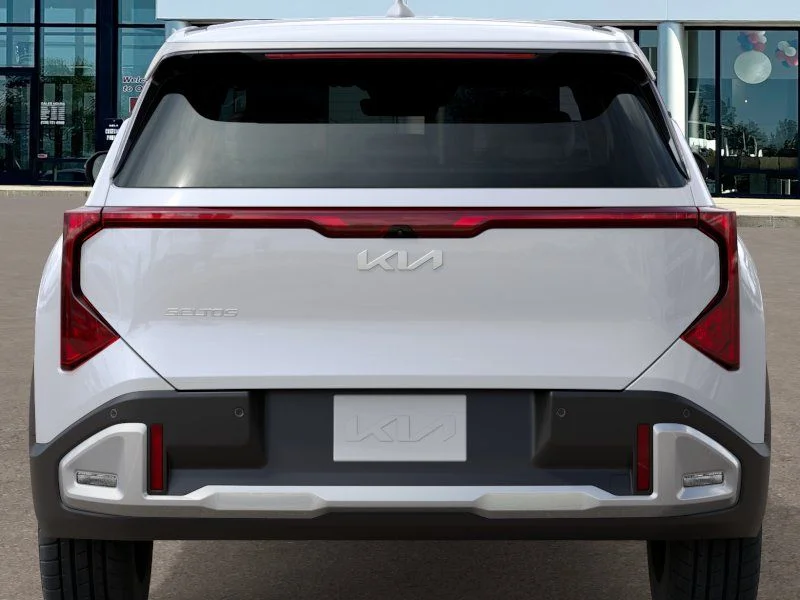 New 2027 Snow White Pearl Kia LX image 13