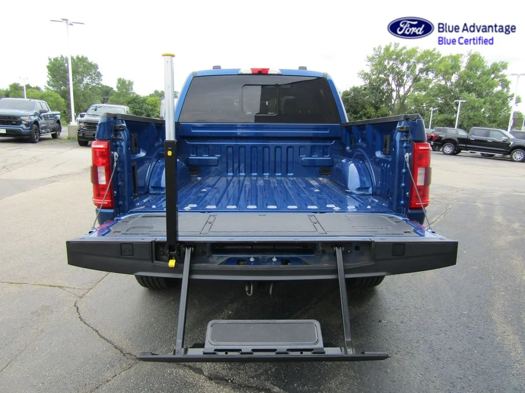 Certified Used 2023 Atlas Blue Metallic Ford XLT image 11