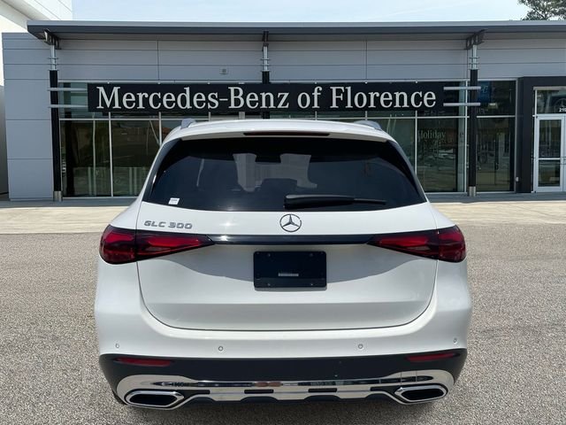 Used 2025 White Mercedes-Benz GLC 300 image 5