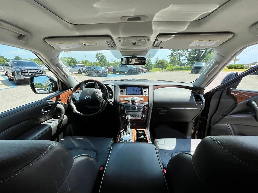 Used 2019 Brown INFINITI LUXE image 13