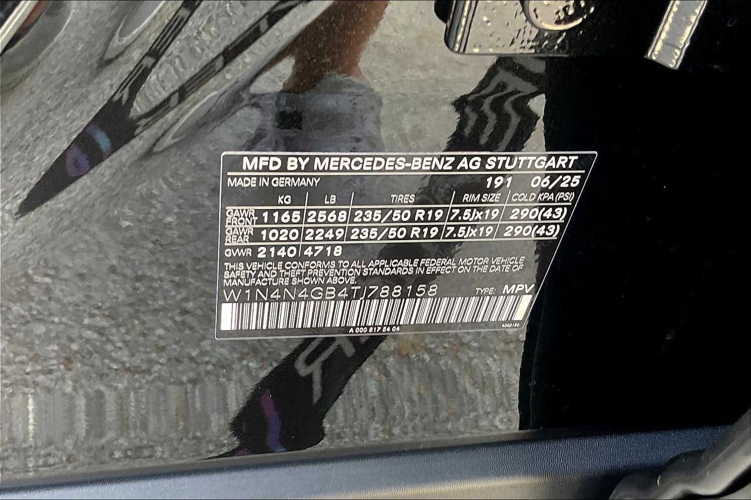 Used 2026 Cosmos Black Metallic Mercedes-Benz GLA 250 image 12