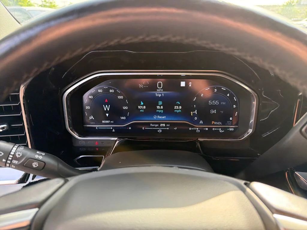 Used 2022 Gray Chevrolet LT image 26