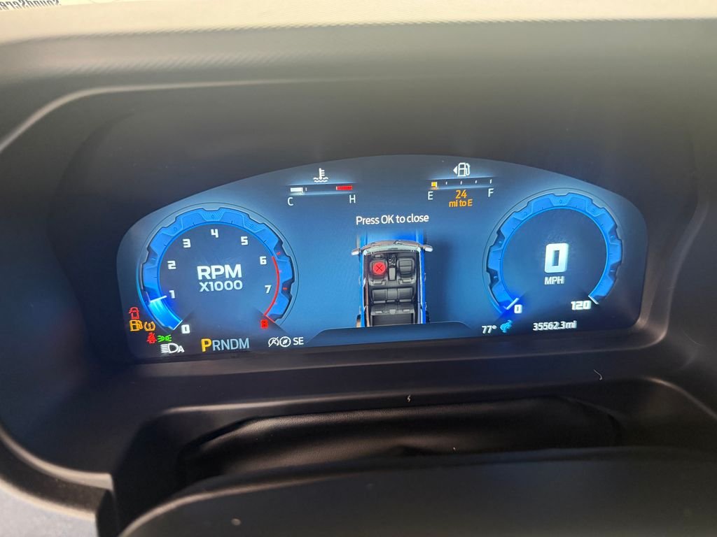 Used 2025 White Ford Badlands image 19
