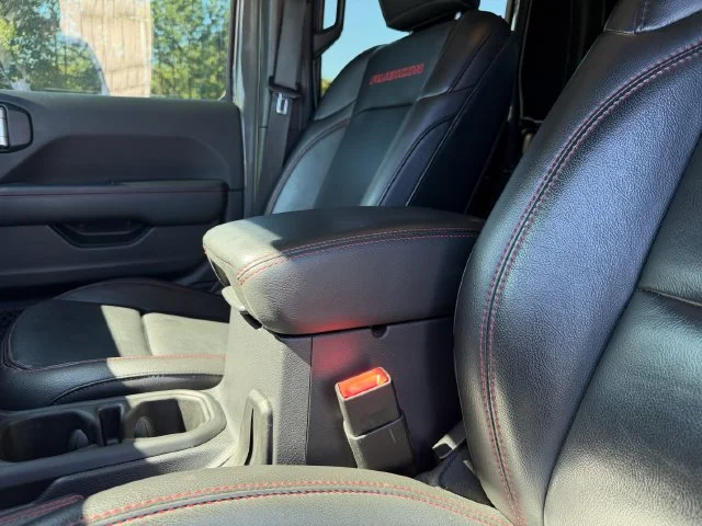 Used 2020 Sting-Gray Clearcoat Jeep Rubicon image 28