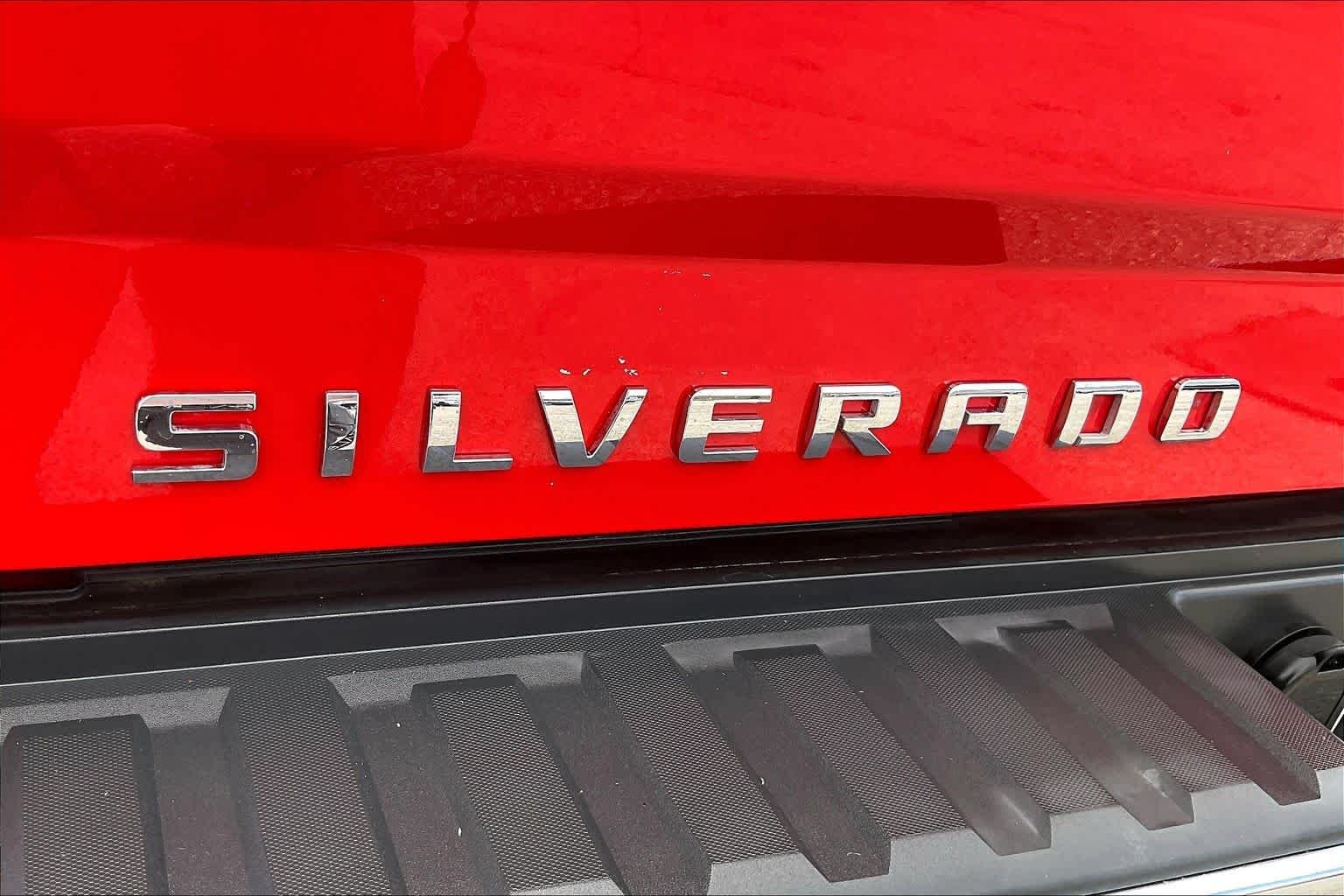 Used 2014 Victory Red Chevrolet LTZ image 10