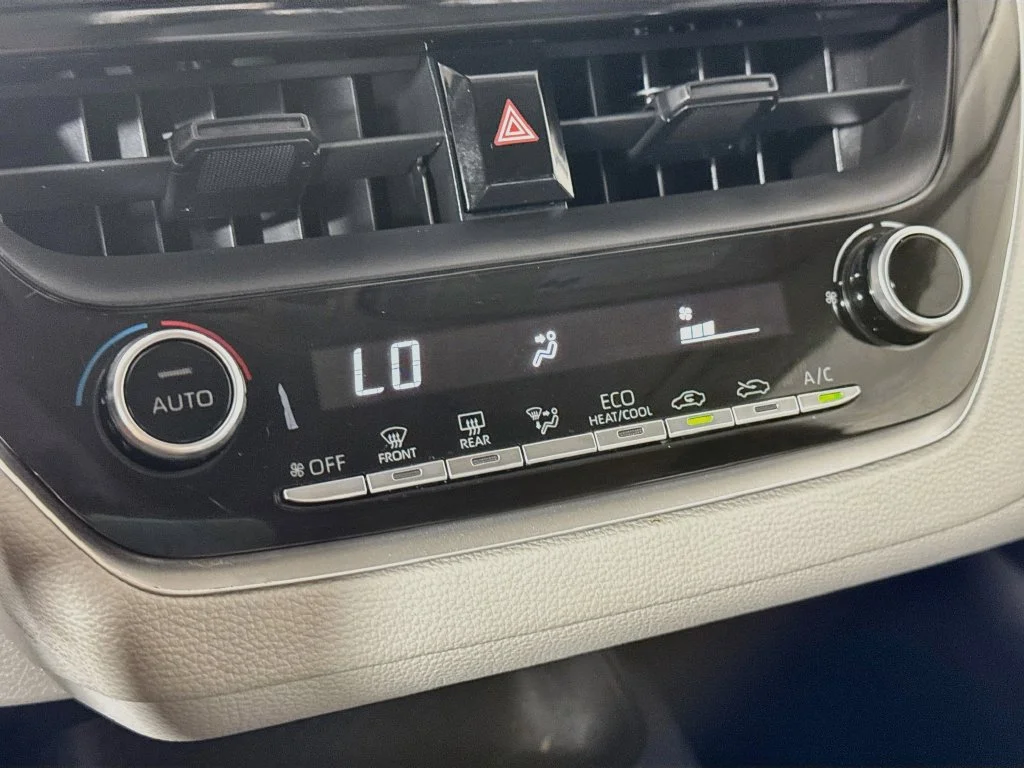 Used 2022 Celestite Toyota LE image 18