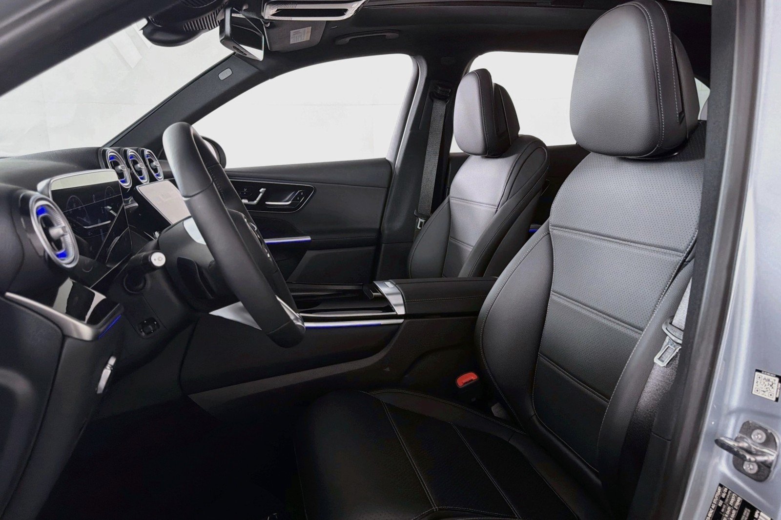 New 2026 Cirrus Silver Metallic Mercedes-Benz GLC 300 SUV image 18