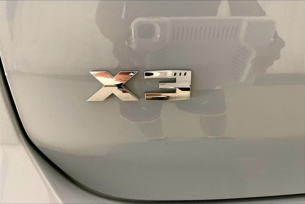 Certified Used 2024 Brooklyn Grey Metallic BMW  image 7