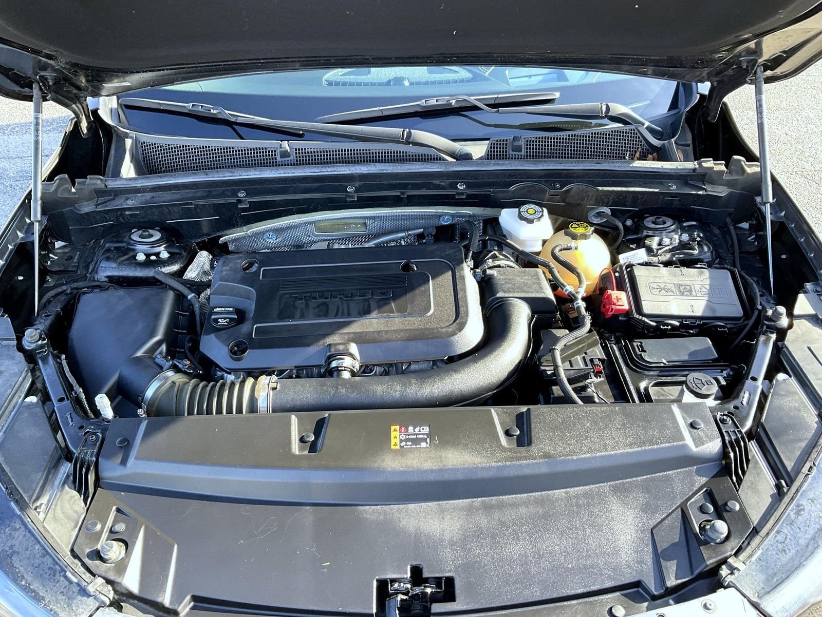 Used 2023 Black Buick Avenir image 25