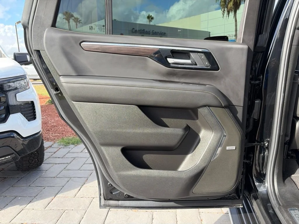 Used 2025 Black Chevrolet Premier image 18