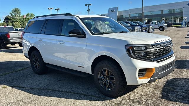 New 2026 Star White Metallic Tri-Coat Ford Tremor image 29