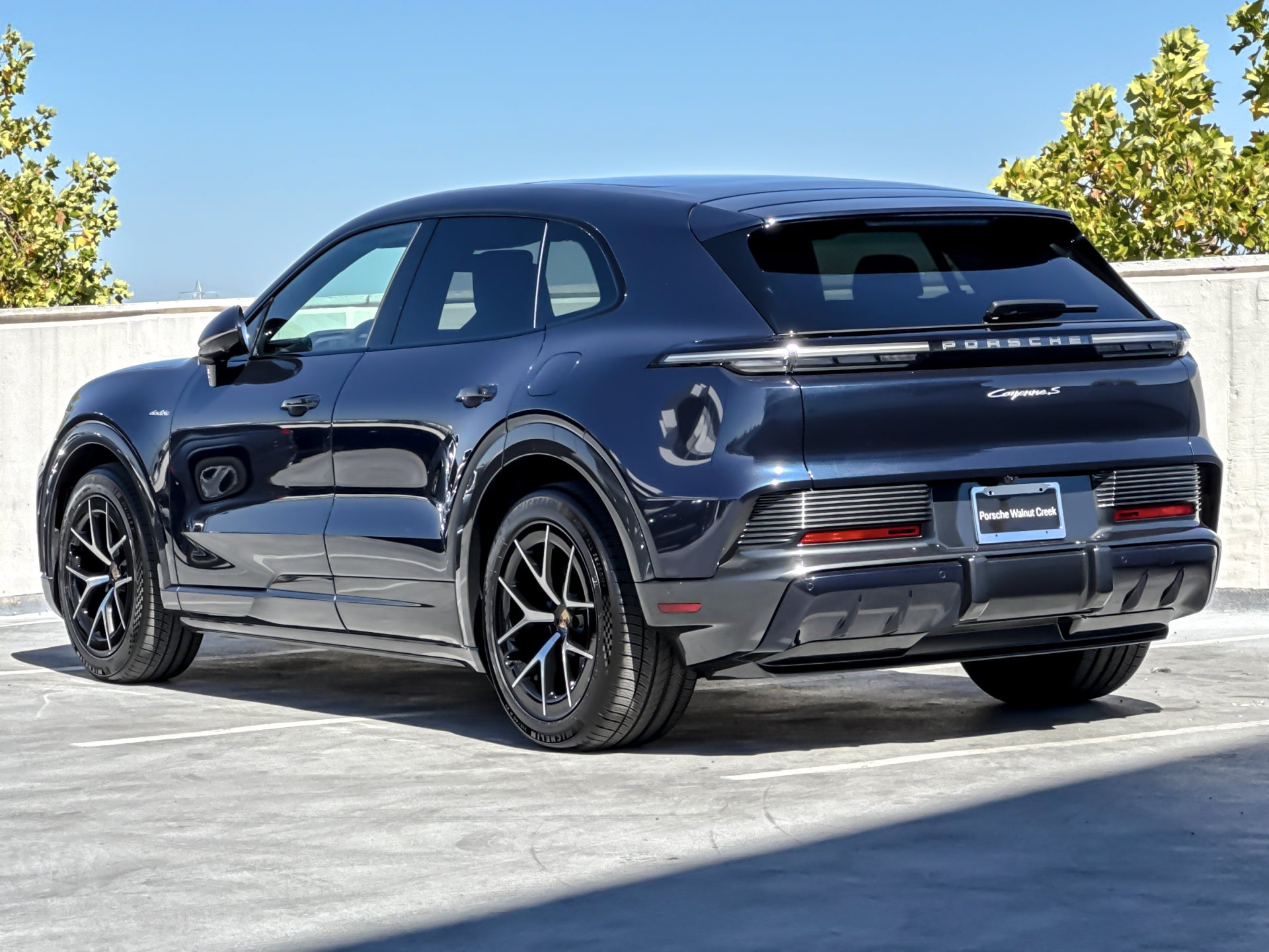 New 2026 Algarve Blue Metallic Porsche S Electric image 4