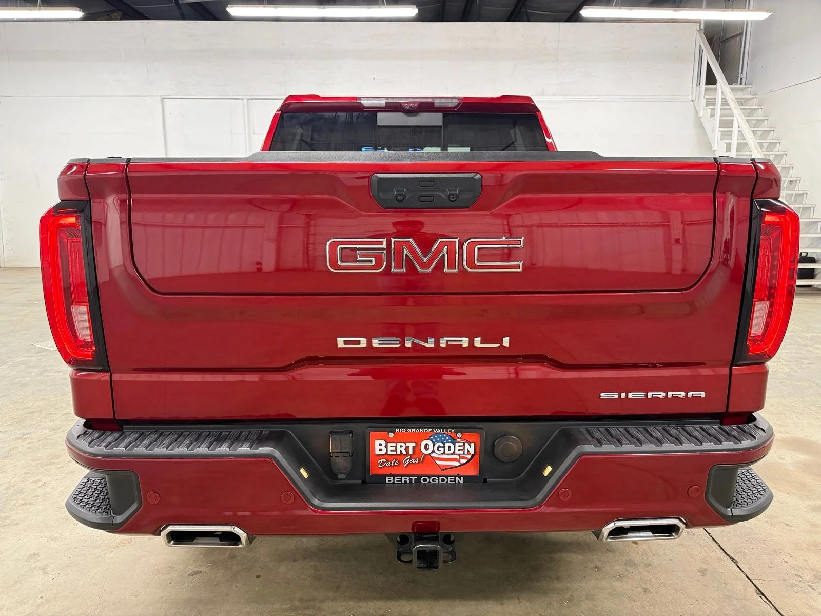 Used 2024 Red GMC Denali image 9