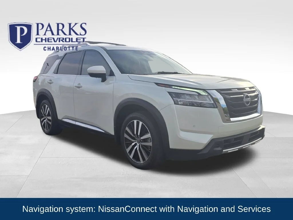 Used 2024 White Nissan Platinum image 1
