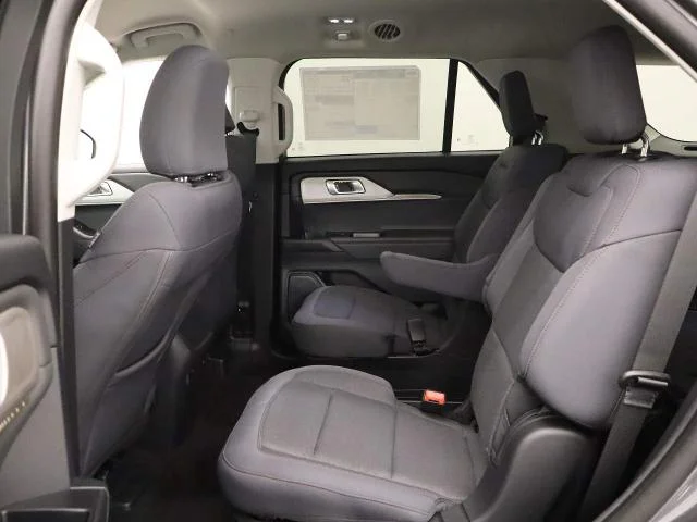 New 2026 Carbonized Gray Metallic Ford Active image 31
