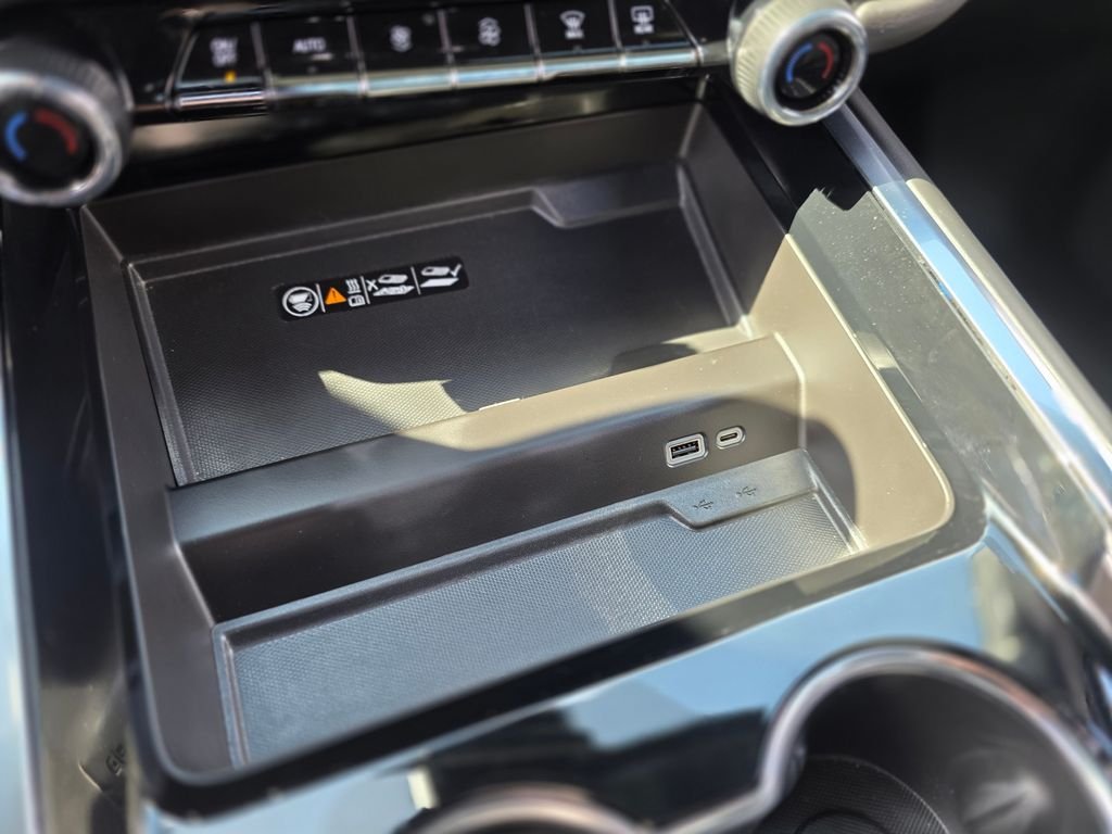 2025 Chevrolet Tahoe LT - Photo 36