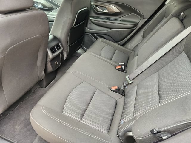 Used 2024 Downpour Metallic GMC SLE image 31