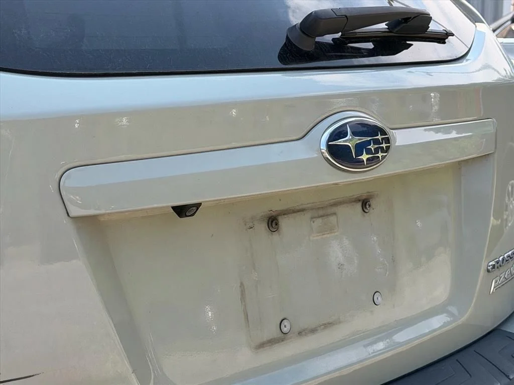 Used 2017 Beige Subaru 2.0i Premium image 8