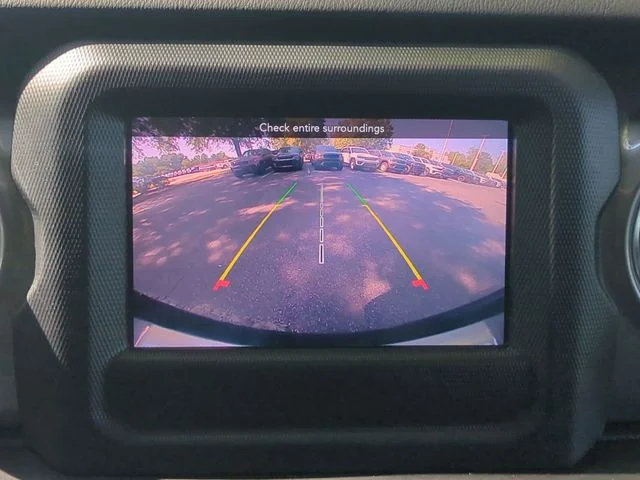 Used 2021 White Jeep Unlimited Sahara image 23