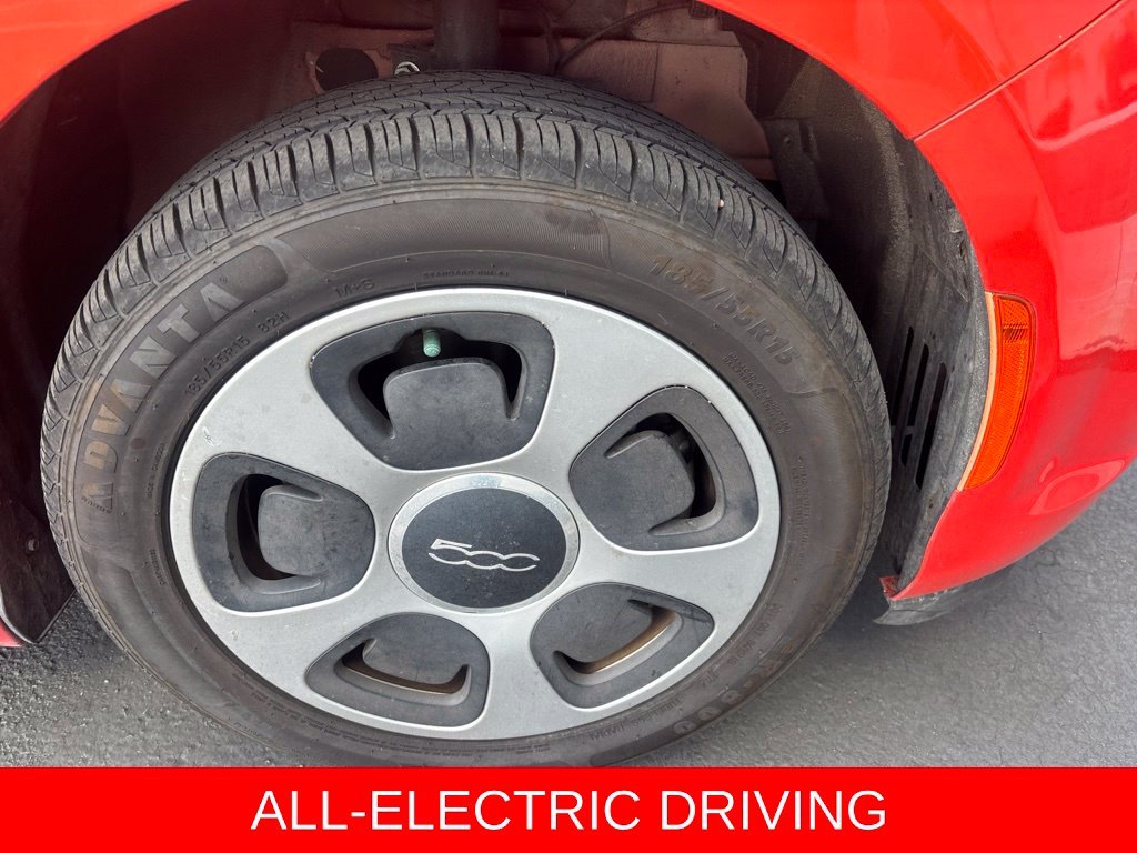 Used 2017 Orange FIAT Battery Electric image 19