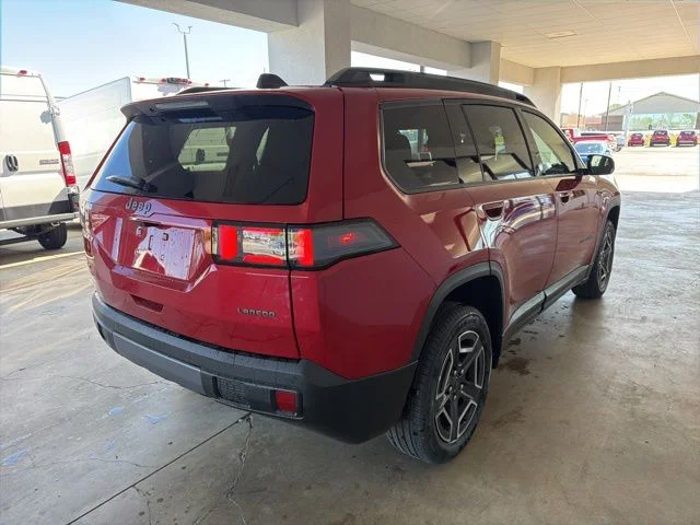 New 2026 Red Hot Pearl-Coat Exterior Paint Jeep Laredo image 8