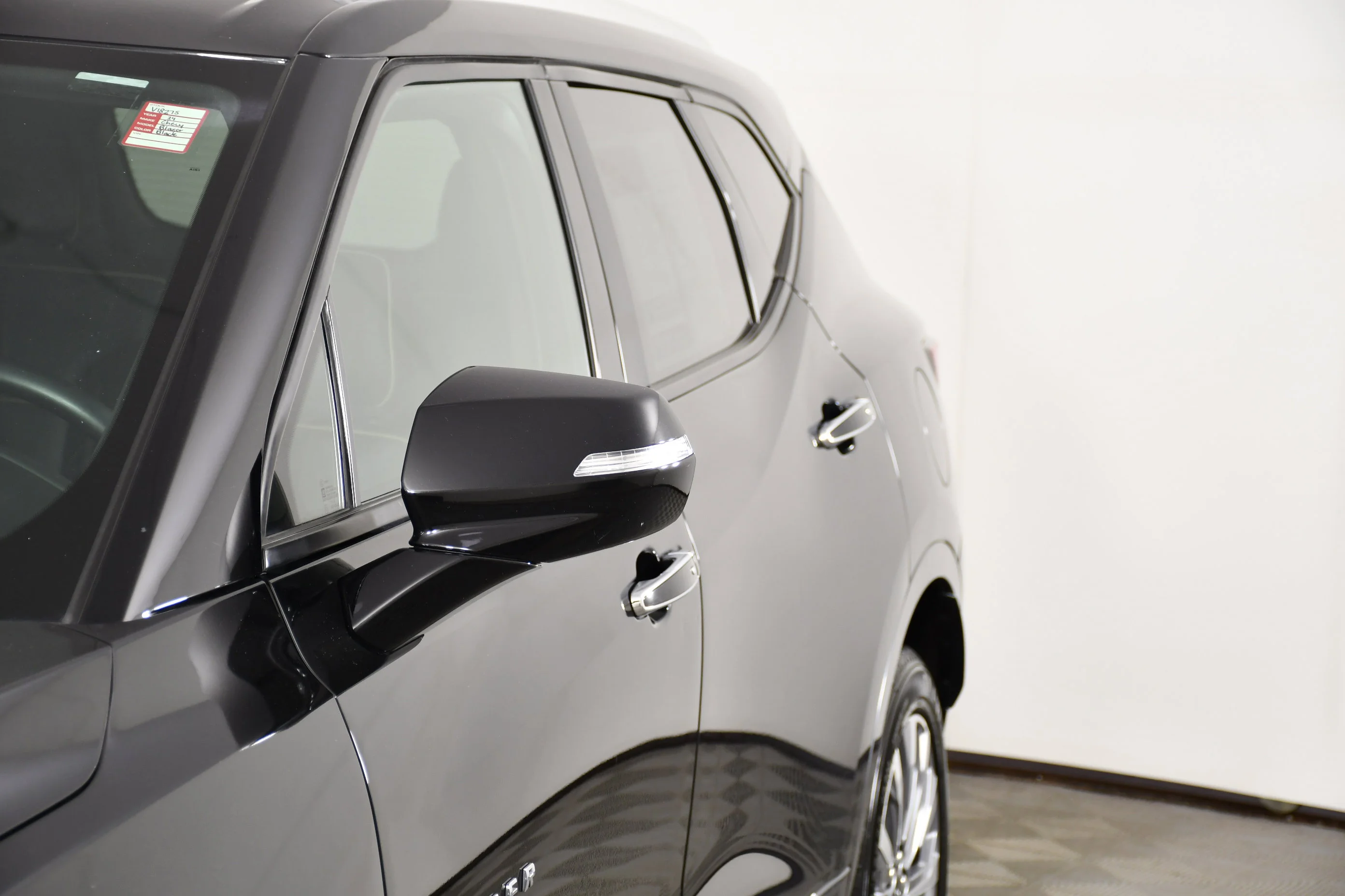 Used 2024 Black Chevrolet Premier image 13