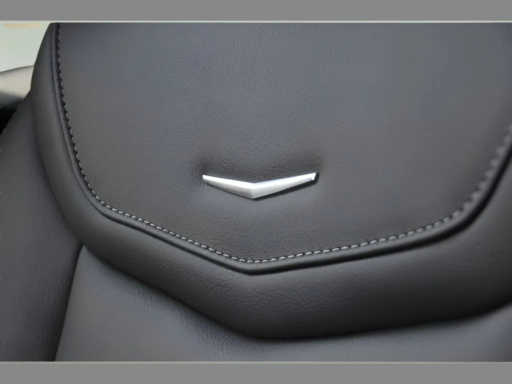 2025 Cadillac XT6 Luxury - Photo 38